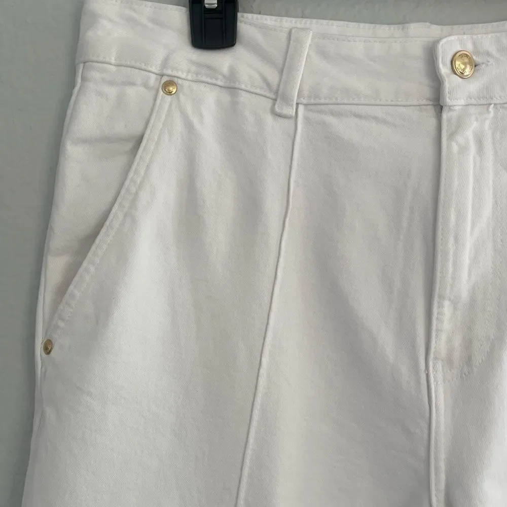 Michael Kors Carmen Extra Wide Leg. White Garment with Gold Logo Super High Rise